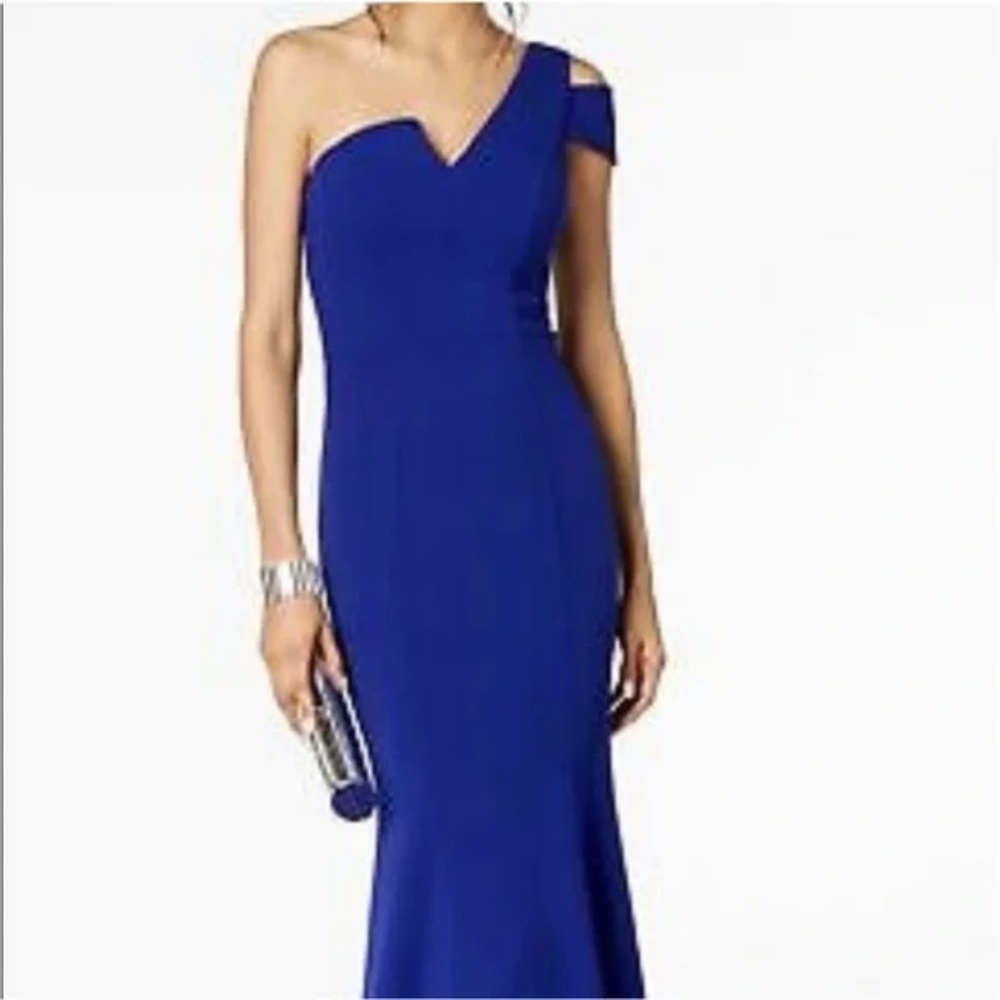 Betsy and Adam one shoulder scuba crepe midi dress